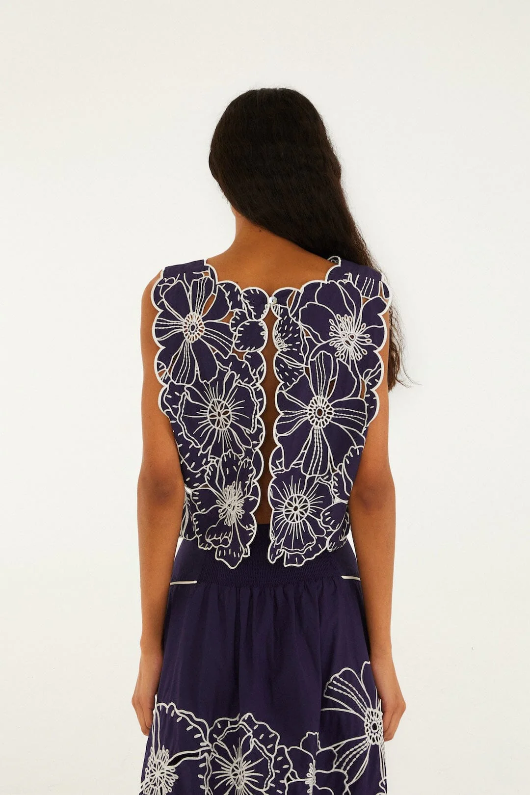 Blue Flowers Richelieu  Crop Top - Image 3