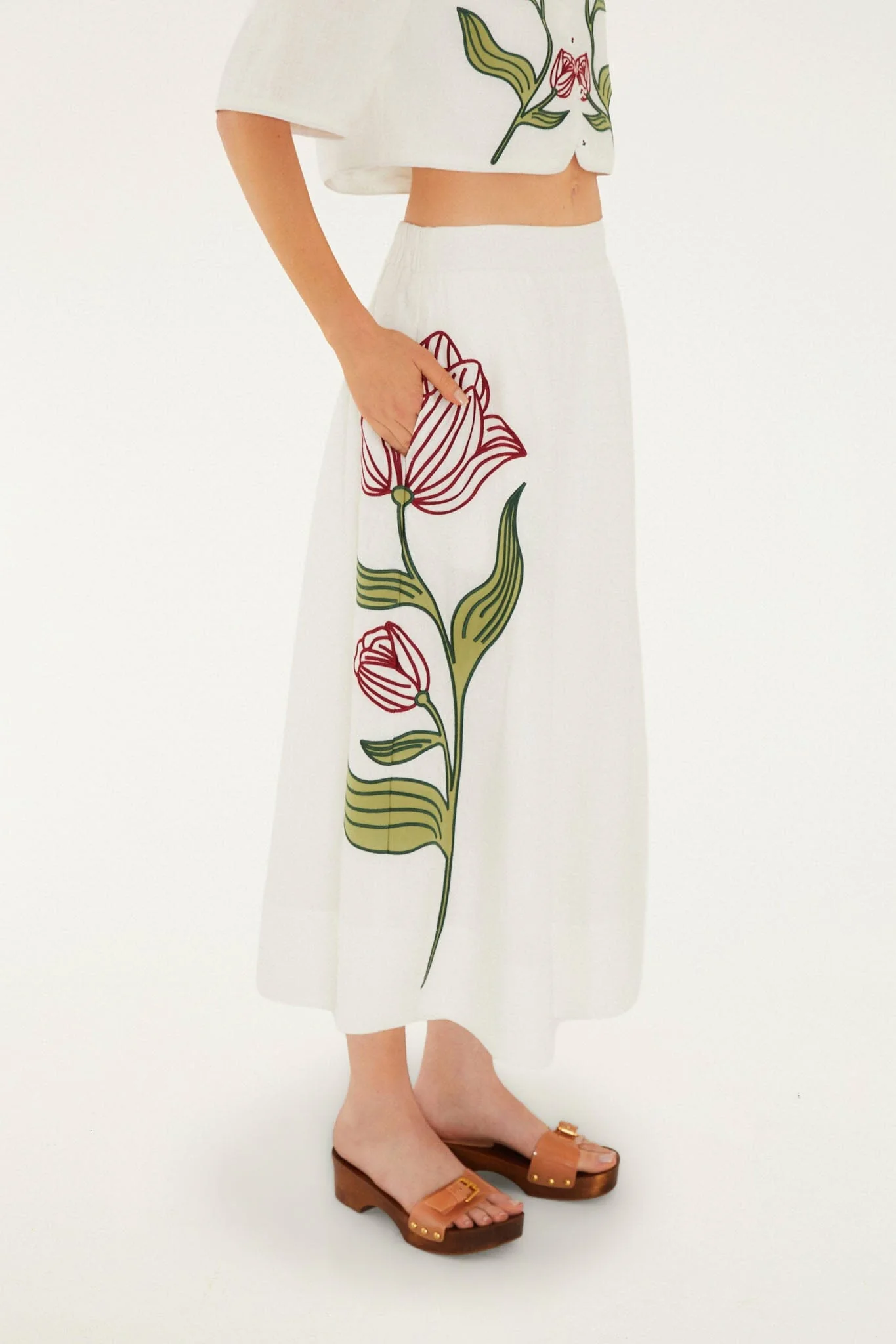 Off-White Flower Embroidered  Midi Skirt - Image 5