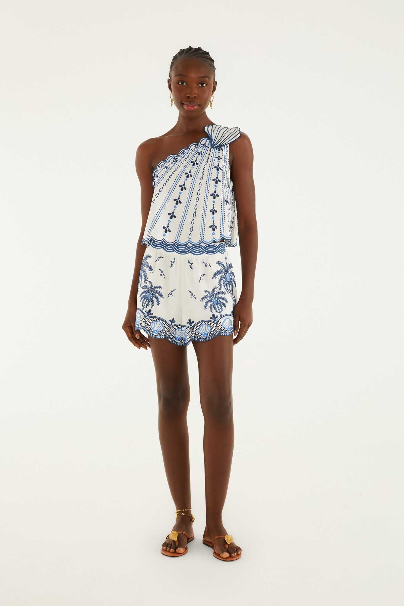 One Shoulder 3d Blouse With Embroidery - Image 4