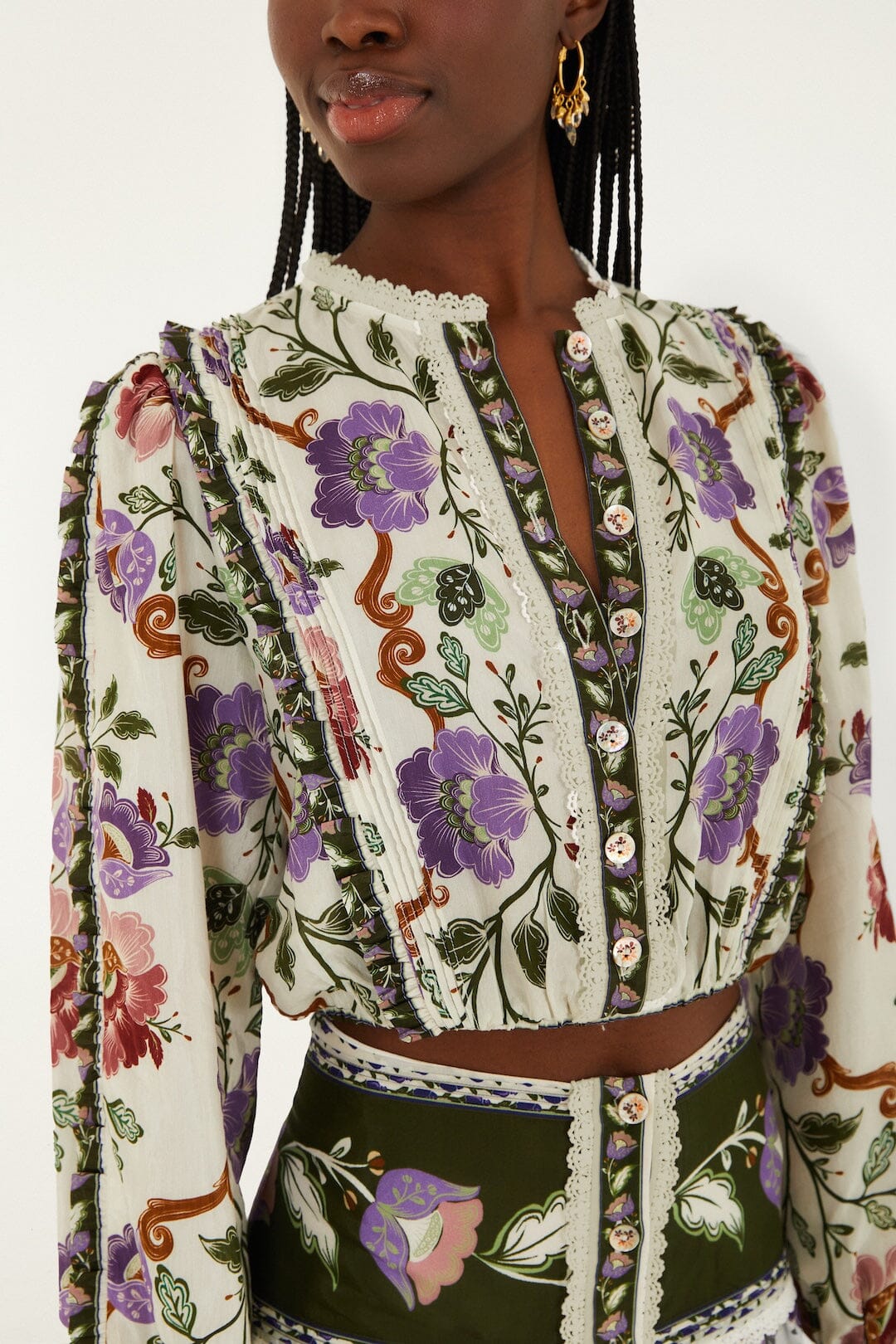 Cream Rococo Flowers Lace Long Sleeve Blouse - Image 2